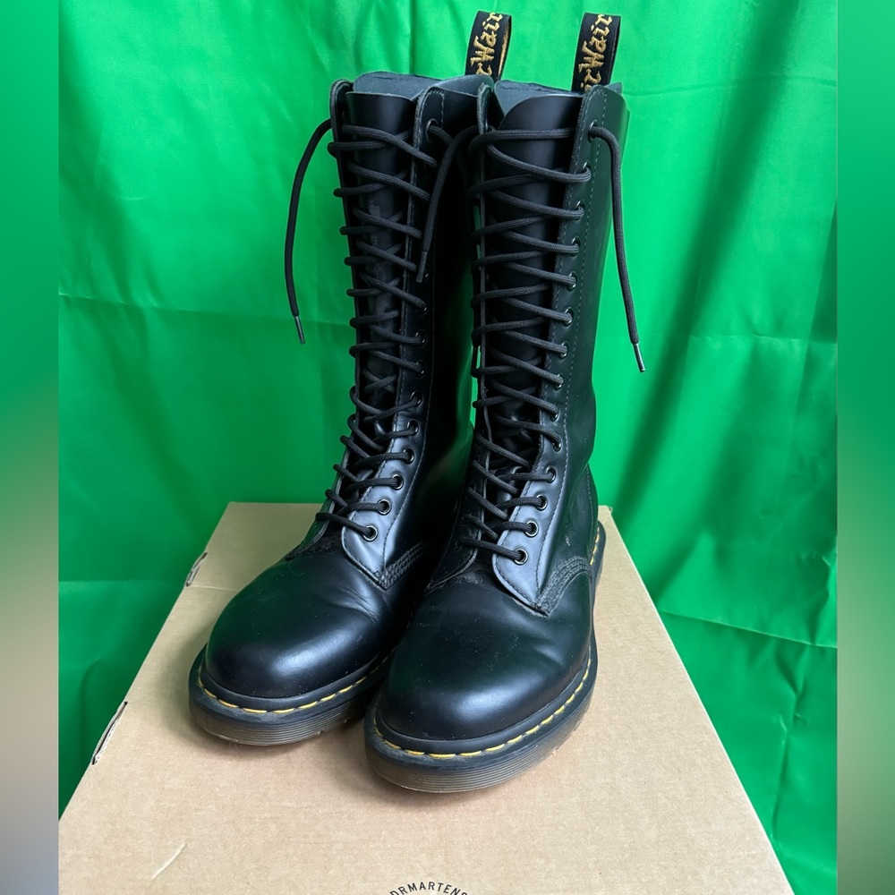 Doc Martens 1914 Smooth Leather Tall Boots